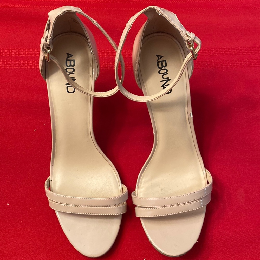 Abound closed heel sandals